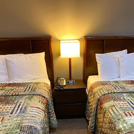 Hotel Dushore Екстериор снимка