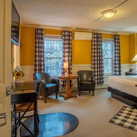 Hotel Dushore Екстериор снимка