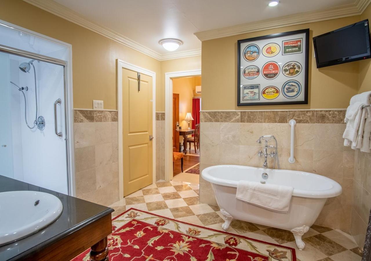 Hotel Dushore Екстериор снимка