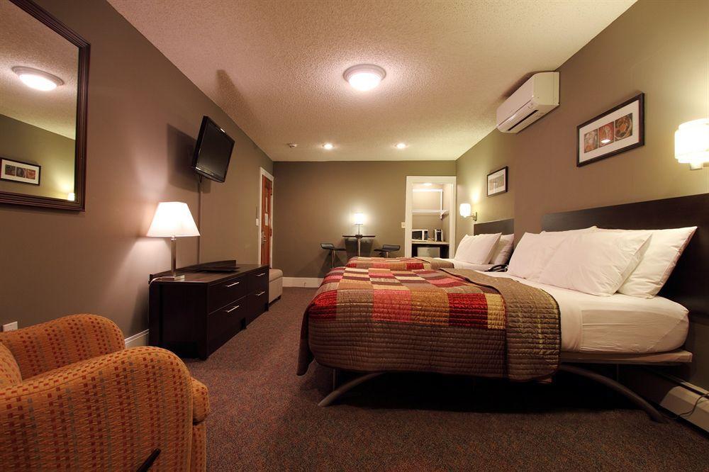 Hotel Dushore Екстериор снимка